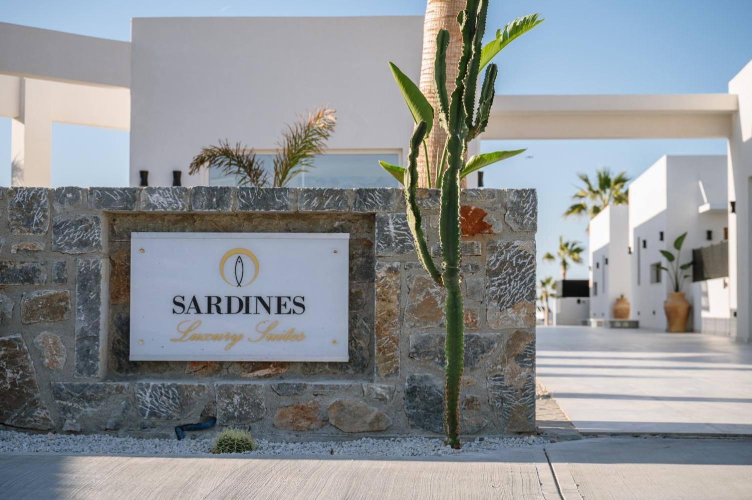 Sardines Luxury Suites 헐소니소스 외부 사진
