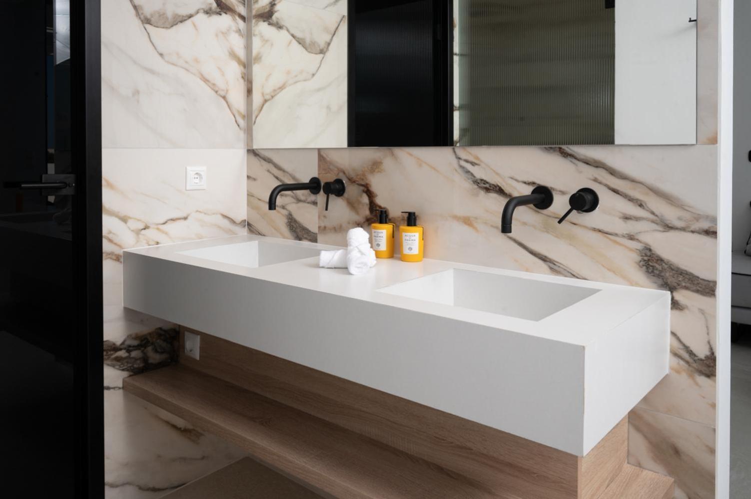 Sardines Luxury Suites 헐소니소스 외부 사진