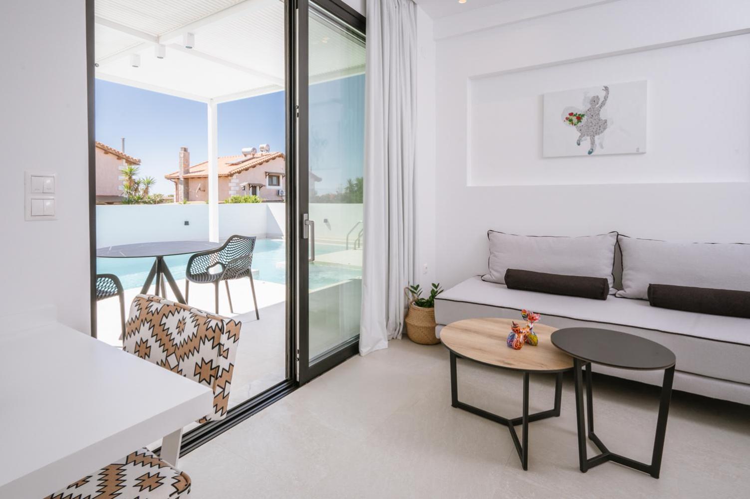 Sardines Luxury Suites 헐소니소스 외부 사진